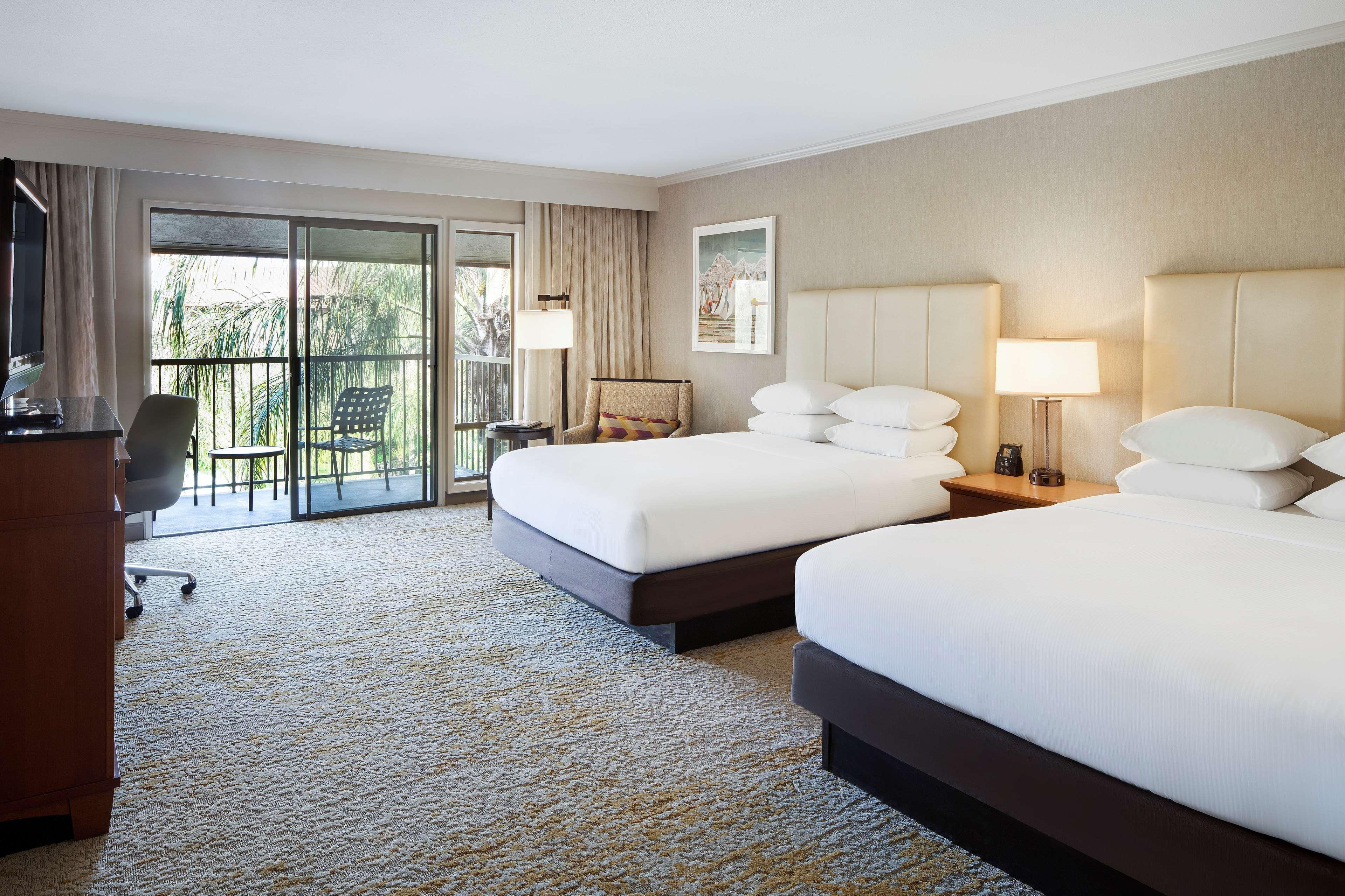 Doubletree By Hilton Ontario Airport Hotell Eksteriør bilde