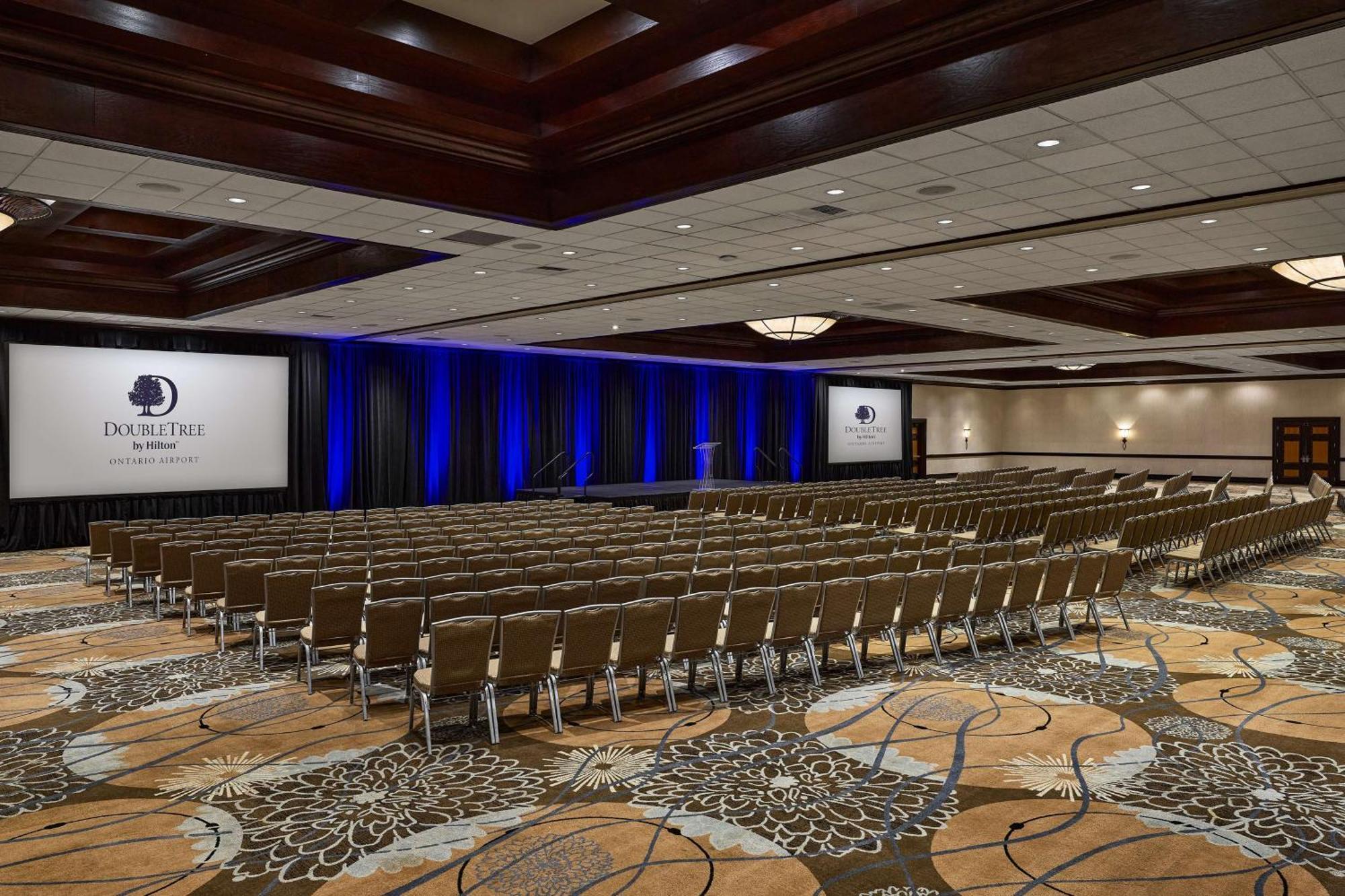 Doubletree By Hilton Ontario Airport Hotell Eksteriør bilde